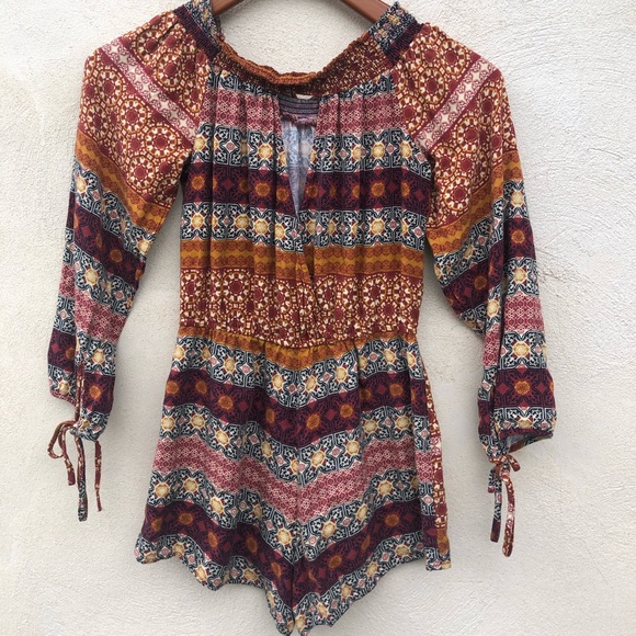 Aztec Print romper - Picture 2 of 4